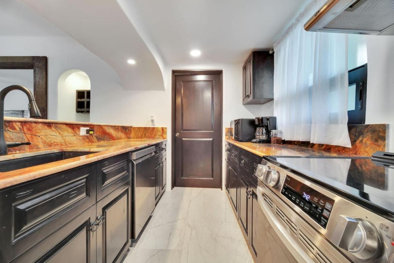Villa Completely Remodeled 2Bd-2Ba Plaza Bonita à Cabo San Lucas Extérieur photo